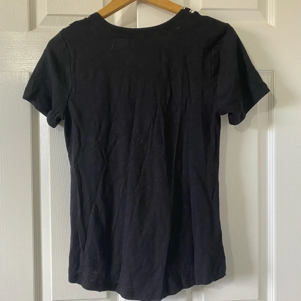 NWT Anthropolgie Akemi + Kin Knot Front Polka Dot V-Neck Tee - Picture 8 of 8